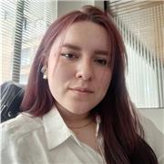 Profesora en Ciencias Sociales. Con experiencia en primaria y basica secundaria, apasionada por o social y la lectura